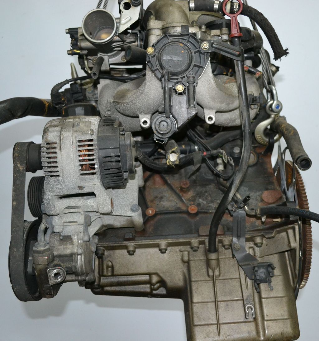 BMW M43B18 motor