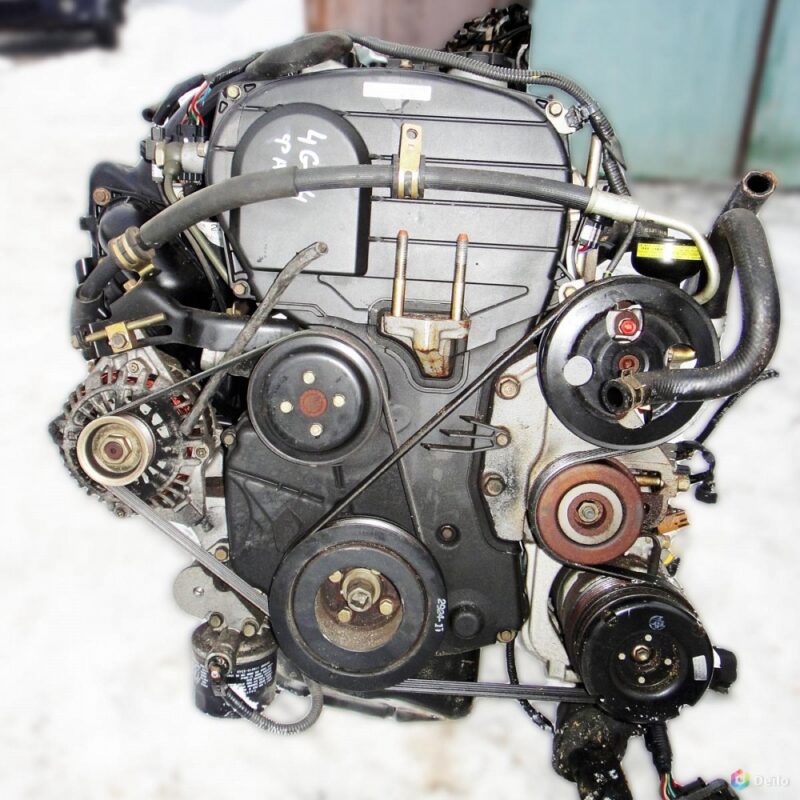 Mitsubishi 4G64 2,4 motor