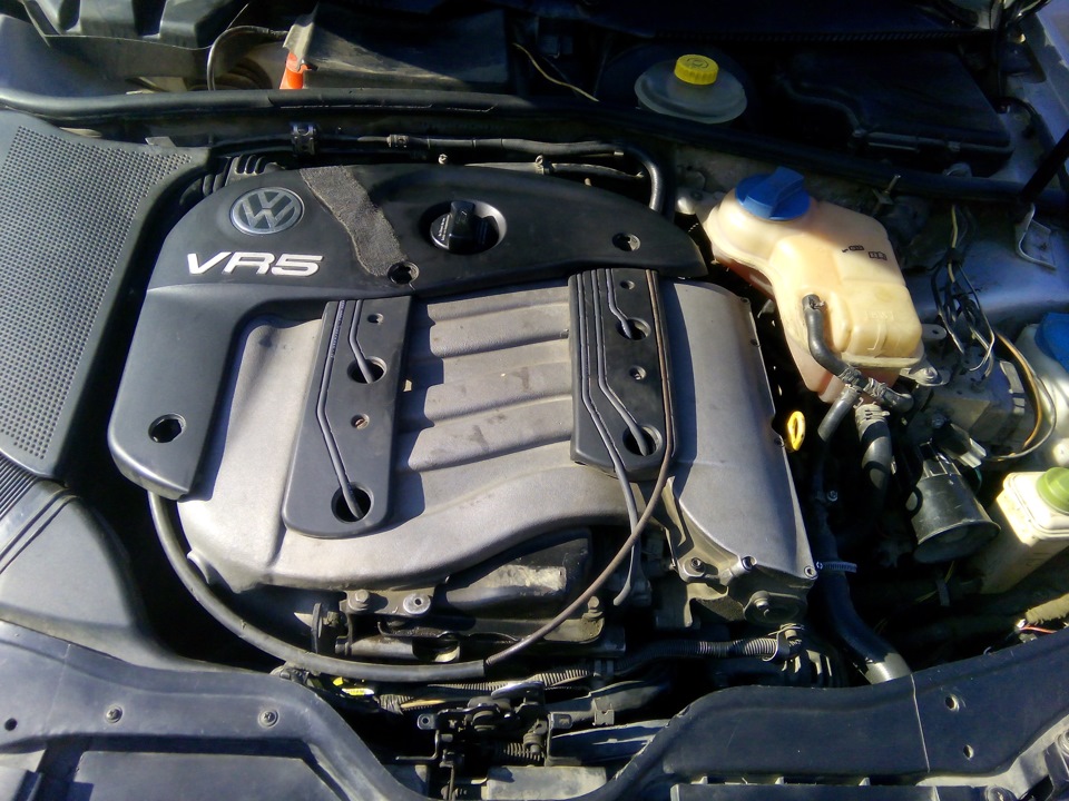 VW Passat VR5 2,3 (AGZ)