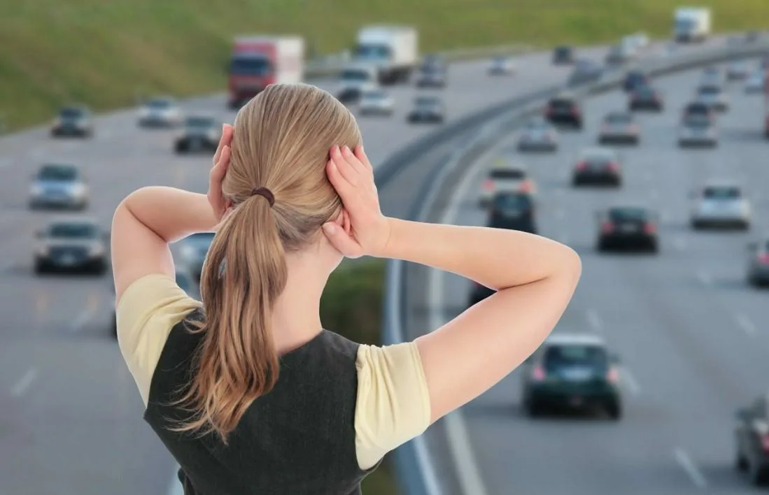 Motorknackning, möjliga orsaker och alternativ för att eliminera problemet