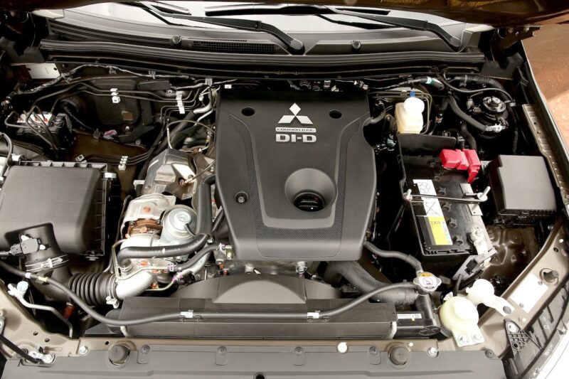 Mitsubishi 4N15 2,4 motor