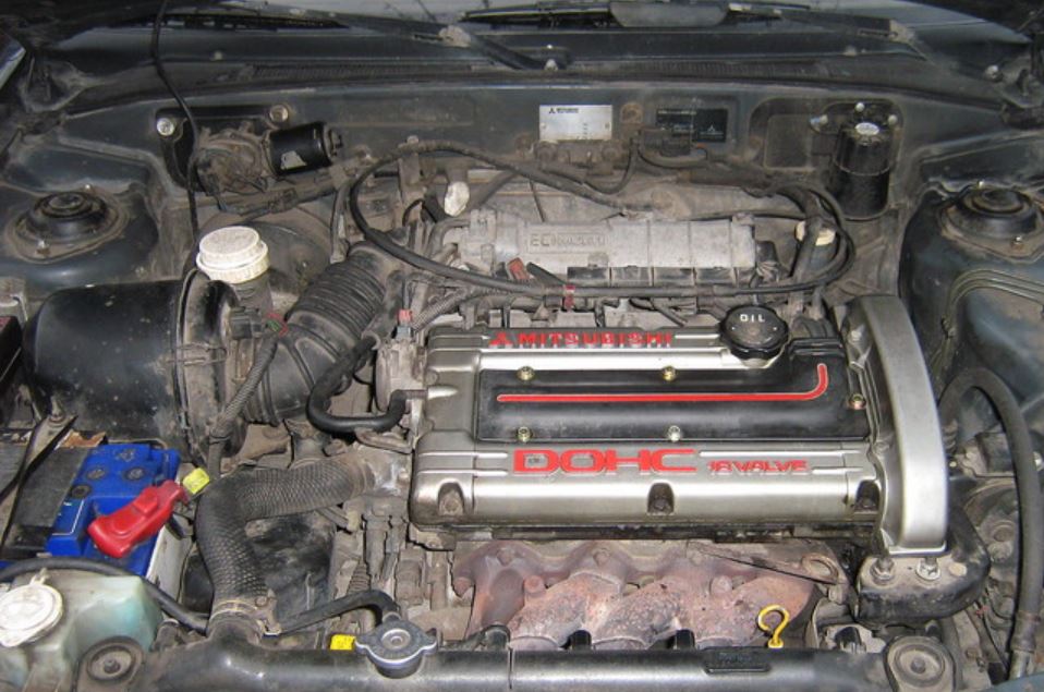 Mitsubishi 4G67 1,8 motor