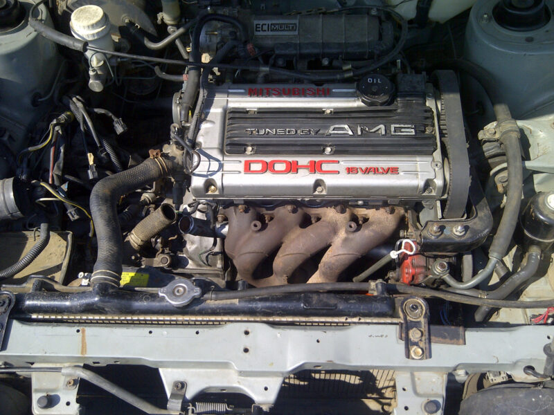 Mitsubishi 4G67 1,8 motor