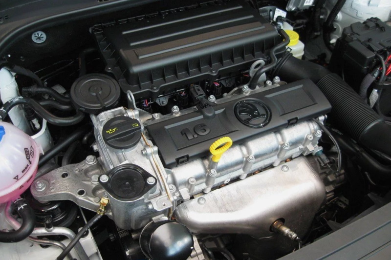 Motorknackning: orsaker, diagnos och reparation