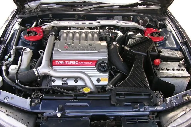6 V-formade japanska cylindrar: den snabba vägen till perfektion