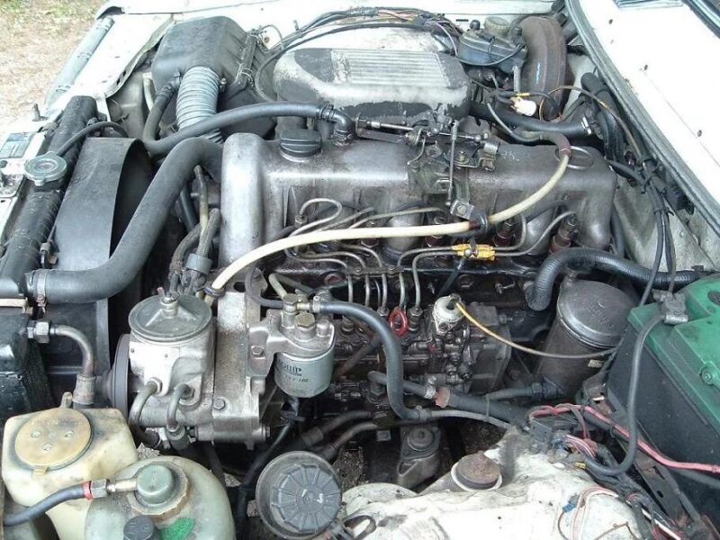 Mercedes OM 616 2,4 motor