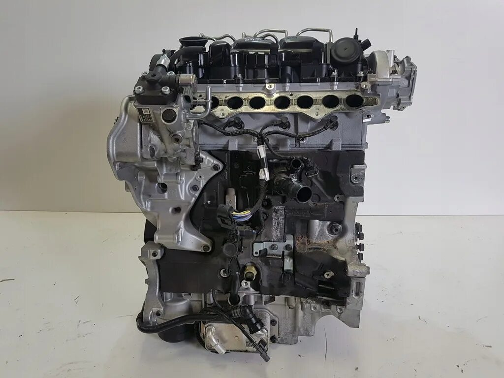 Volvo D4204T14 2,0 D bi-turbo motor