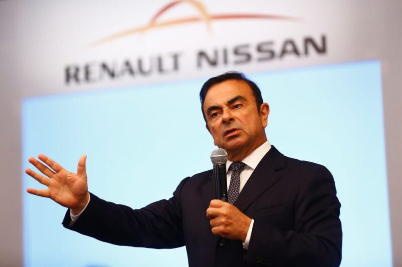 Berättelsen om Nissans undergång: från Carlos Ghosns arrestering till den misslyckade sammanslagningen med Honda
