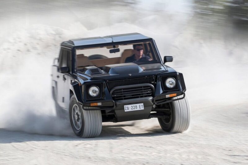 Lamborghini LM002. Superbil för terrängkörning