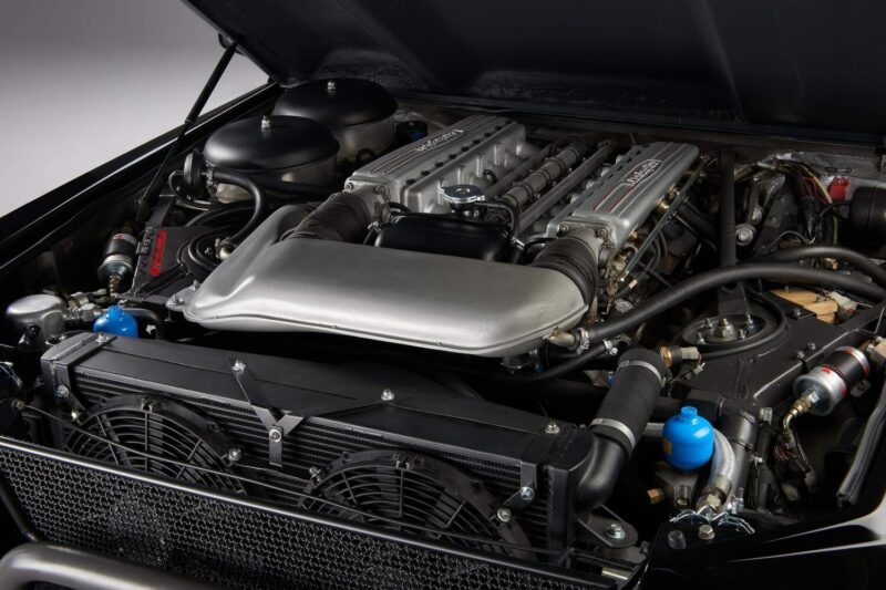 Lamborghini LM002. Superbil för terrängkörning