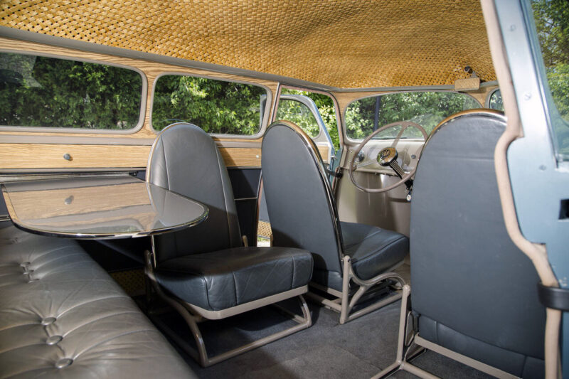 Stout Scarab. Världens första minivan