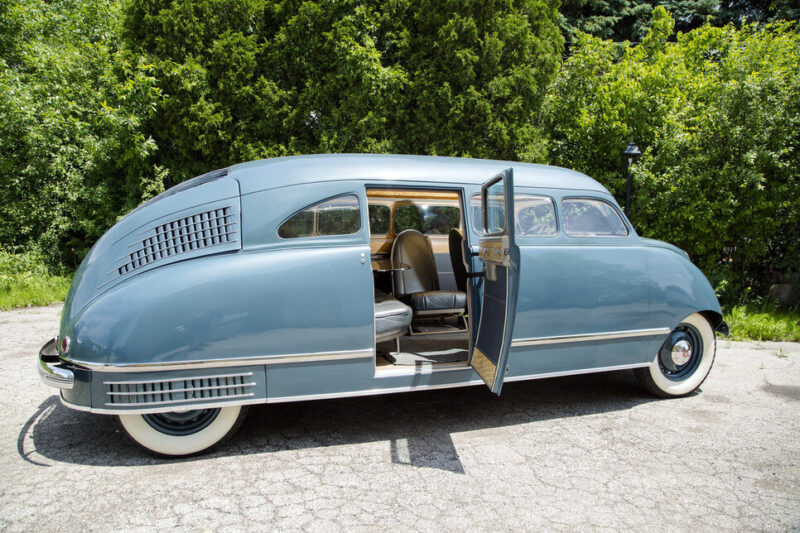 Stout Scarab. Världens första minivan