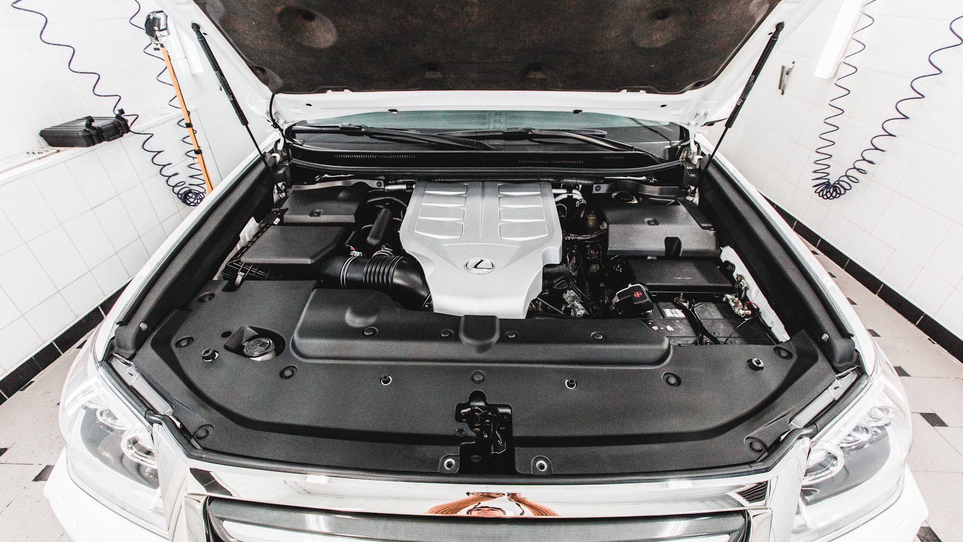 Toyota 1UR-FE 4,6-litersmotor