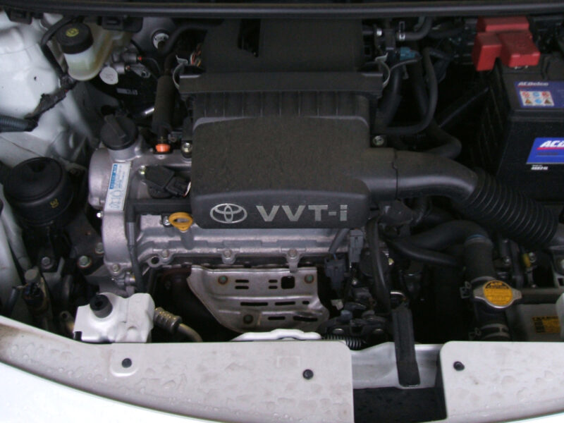 Toyota 2SZ-FE 1,3-litersmotor